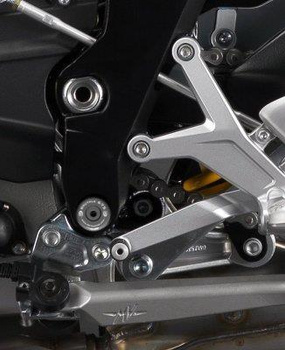 Zaślepka ramy RG RACING MV AGUSTA 675 / 800 BRUTALE LEWA BLACK