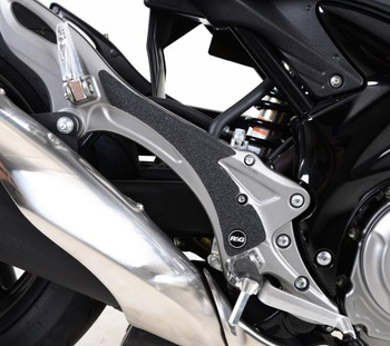 Osłona wahacza RG RACING SUZUKI GLADIUS 09- 2 części BLACK