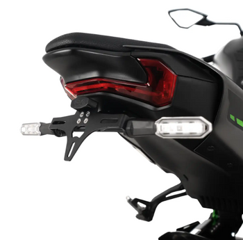 MOCOWANIE TABLICY REJESTRACYJNEJ RG RACING KAWASAKI Z900 25-