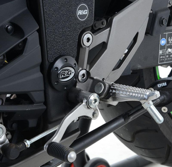 Zaślepka ramy RG RACING KAWASAKI Z300 Z250 (13-) LEWA STRONA BLACK